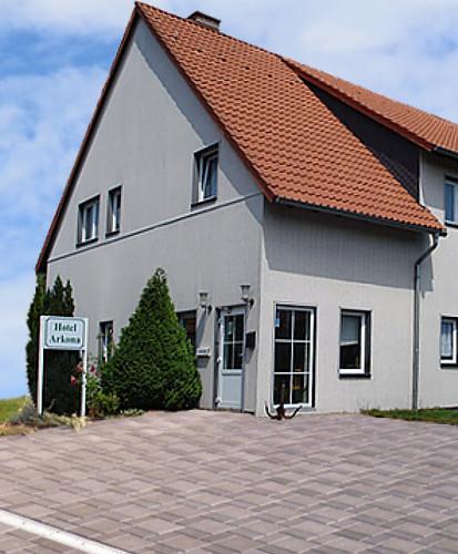 Hotel Arkona Genthin ภายนอก รูปภาพ
